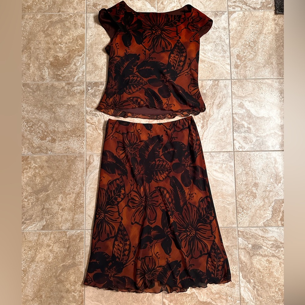 2-piece top and skirt set, excellent condition, size 12, floral print